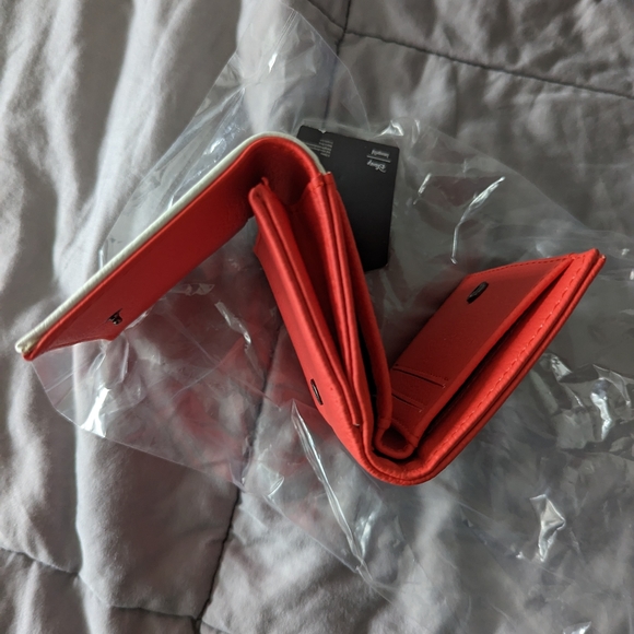 Loungefly Nightmare Before Christmas Zero mini backpack and wallet set - Picture 4 of 6